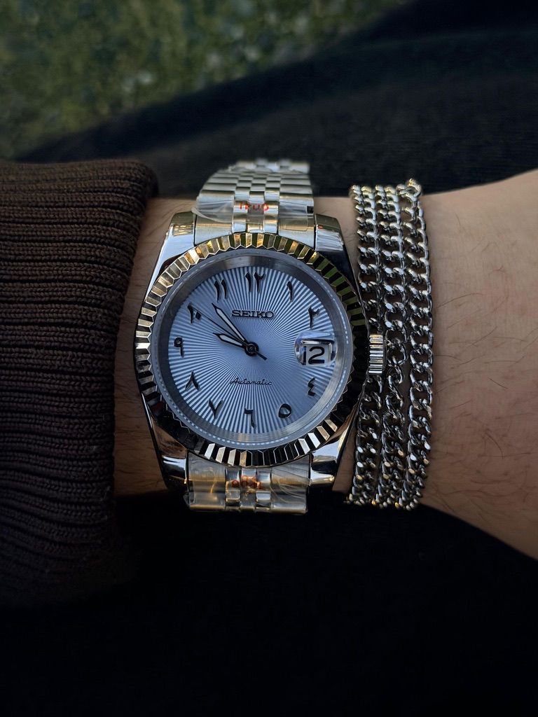 Watch 17